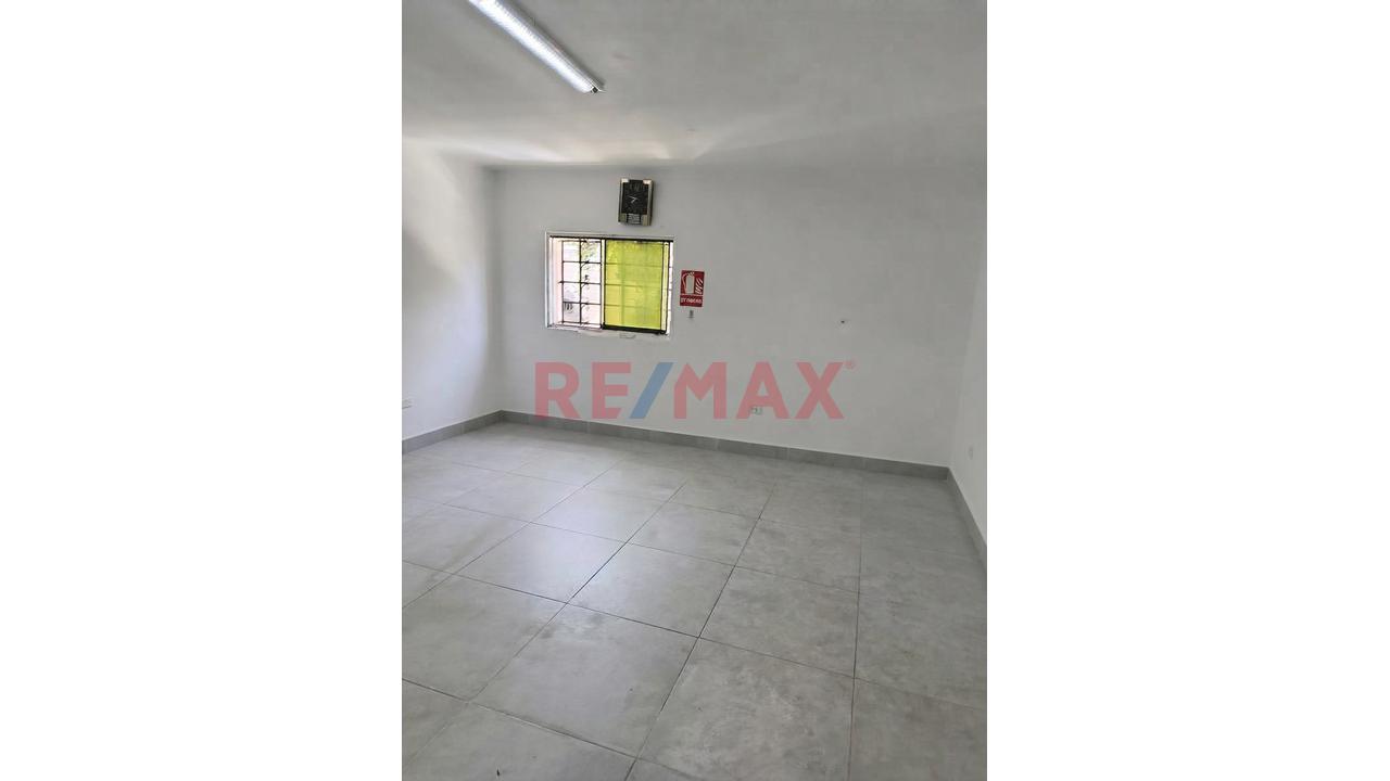 Alquilo Local Comercial Cercado De Lima — foto 10