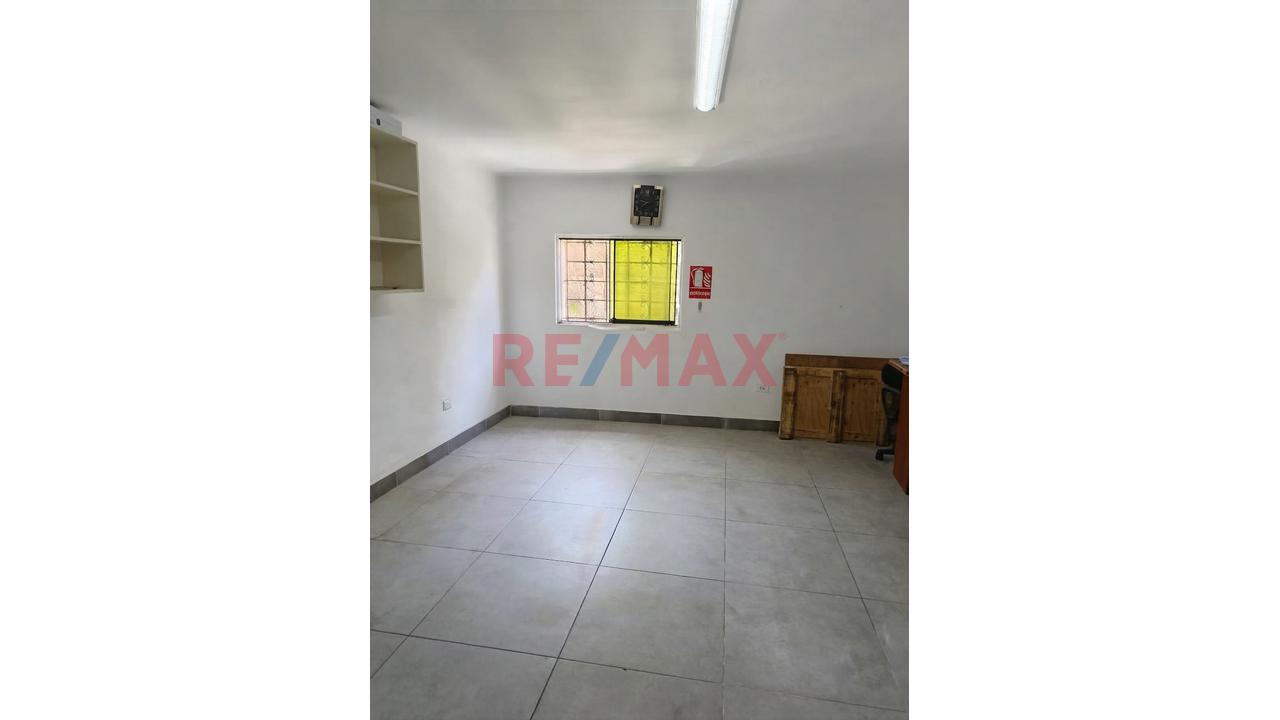 Alquilo Local Comercial Cercado De Lima — foto 13