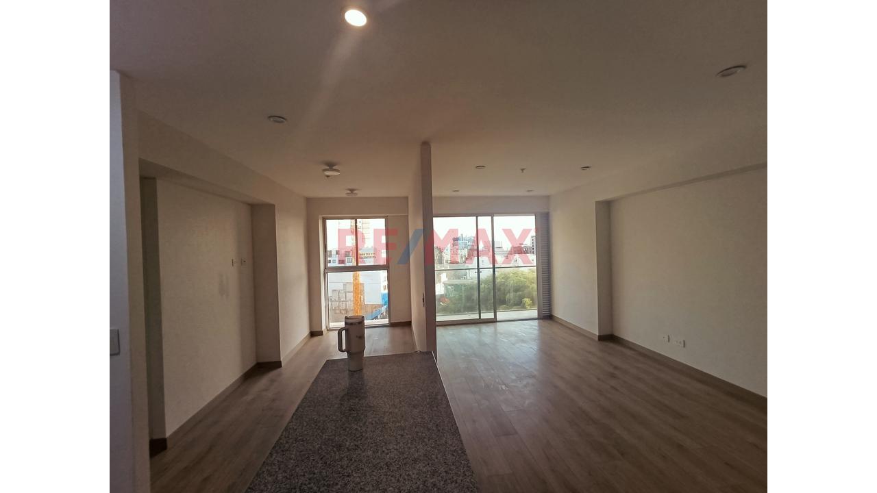 🏠✨ Departamento En Alquiler - Con Estudio Y Estacionamiento - Magdalena Límite Con San Isidro ✨🏢 — foto 3