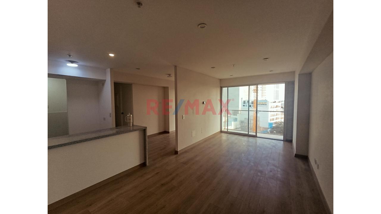 🏠✨ Departamento En Alquiler - Con Estudio Y Estacionamiento - Magdalena Límite Con San Isidro ✨🏢 — foto 2