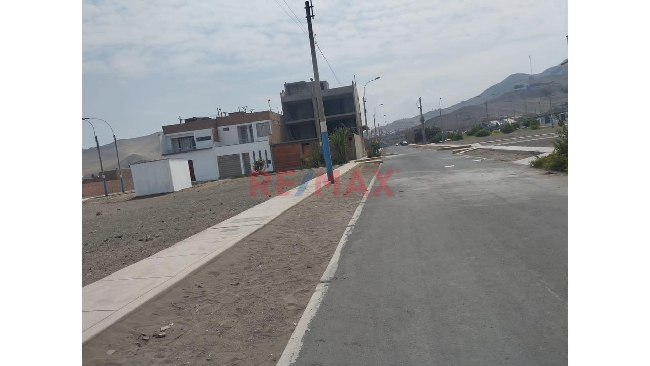 Invierte En Tu Terreno De 136 Mt !! Urb. El Golf Santa Rosa Etapa I , Ancon — foto 9