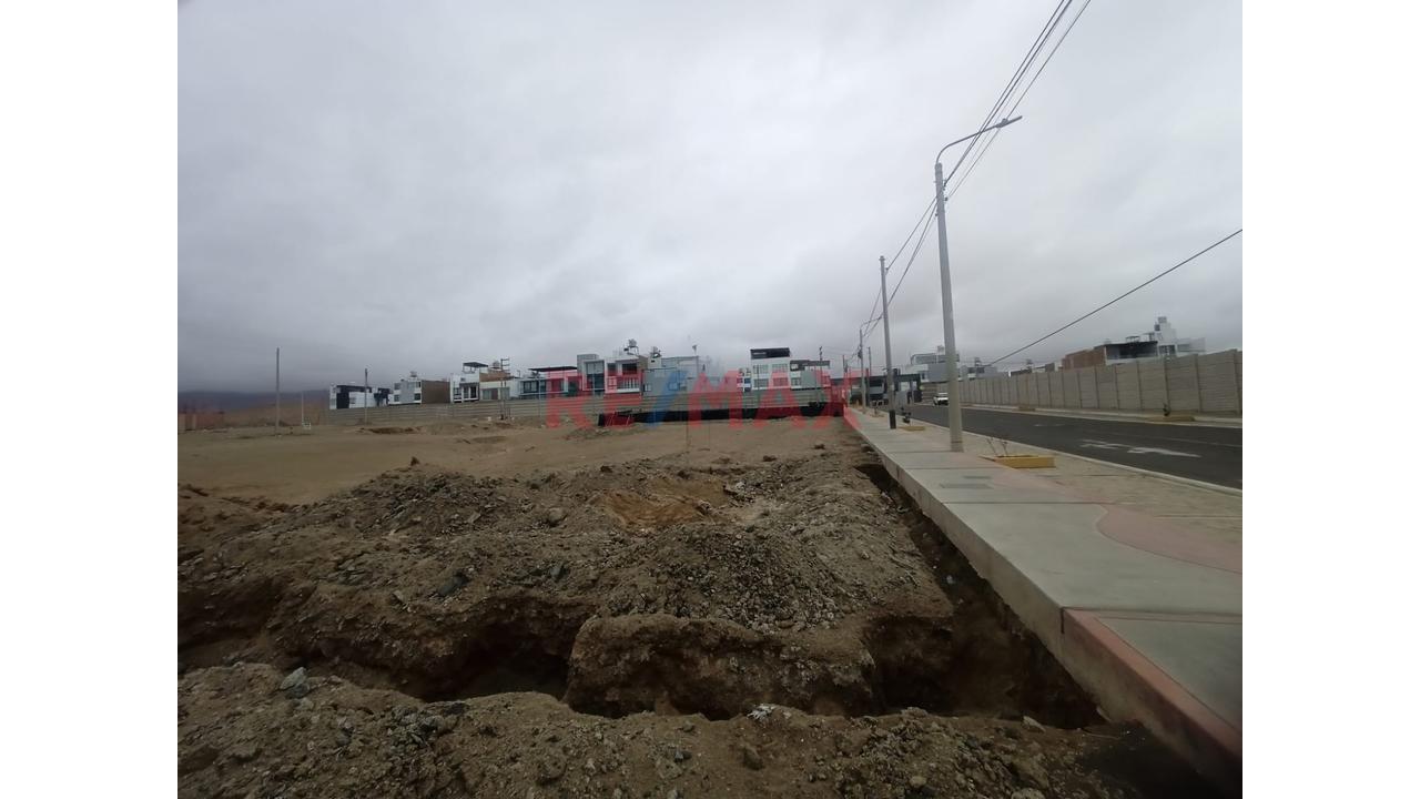 Venta De Terreno - 3