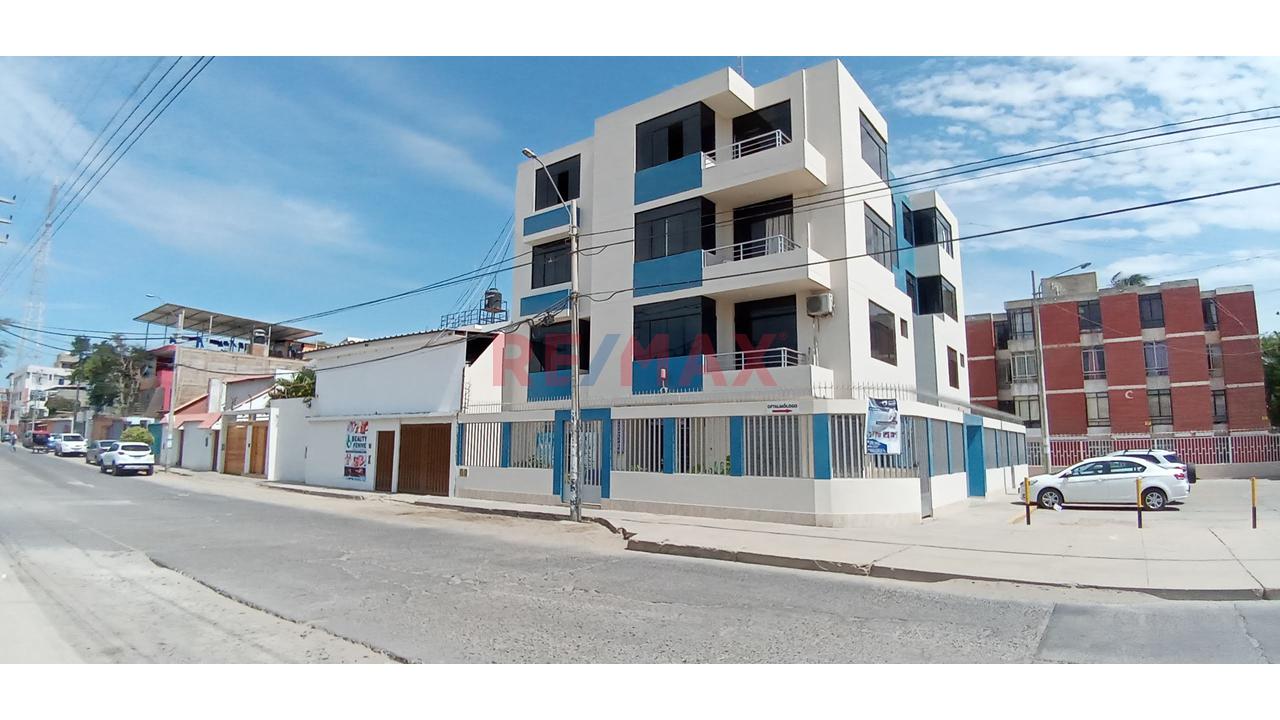 🏢 Oficina / Consultorio En Alquiler | 2.º Piso | Frente Al Hospital Reátegui – Piura