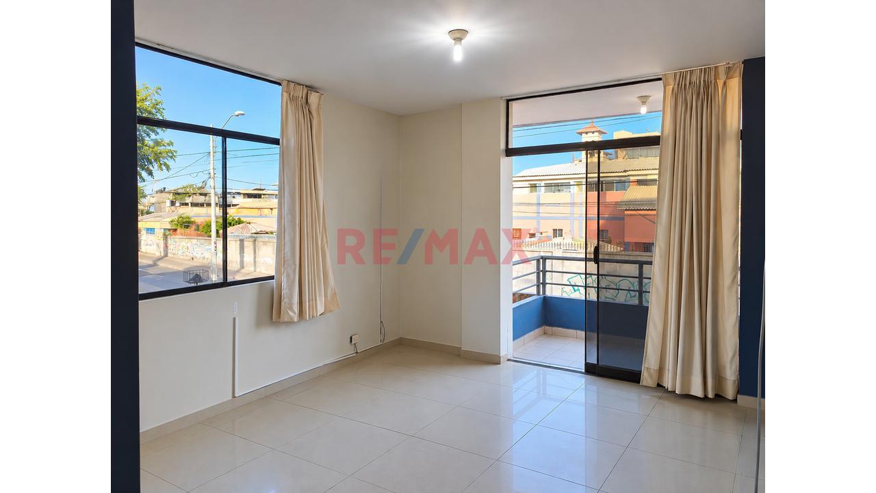 🏢 Oficina / Consultorio En Alquiler | 2.º Piso | Frente Al Hospital Reátegui – Piura — foto 3