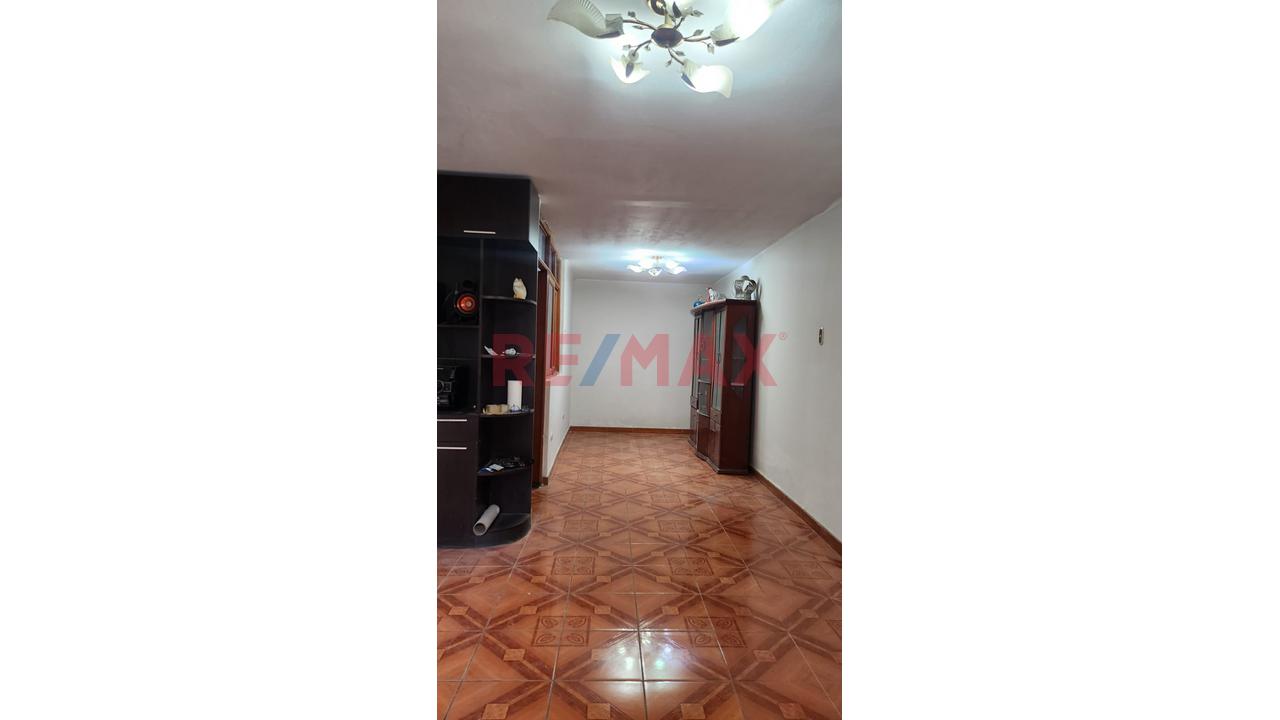Casa de 4 dormitorios en Los Olivos, 135 m² — foto 2