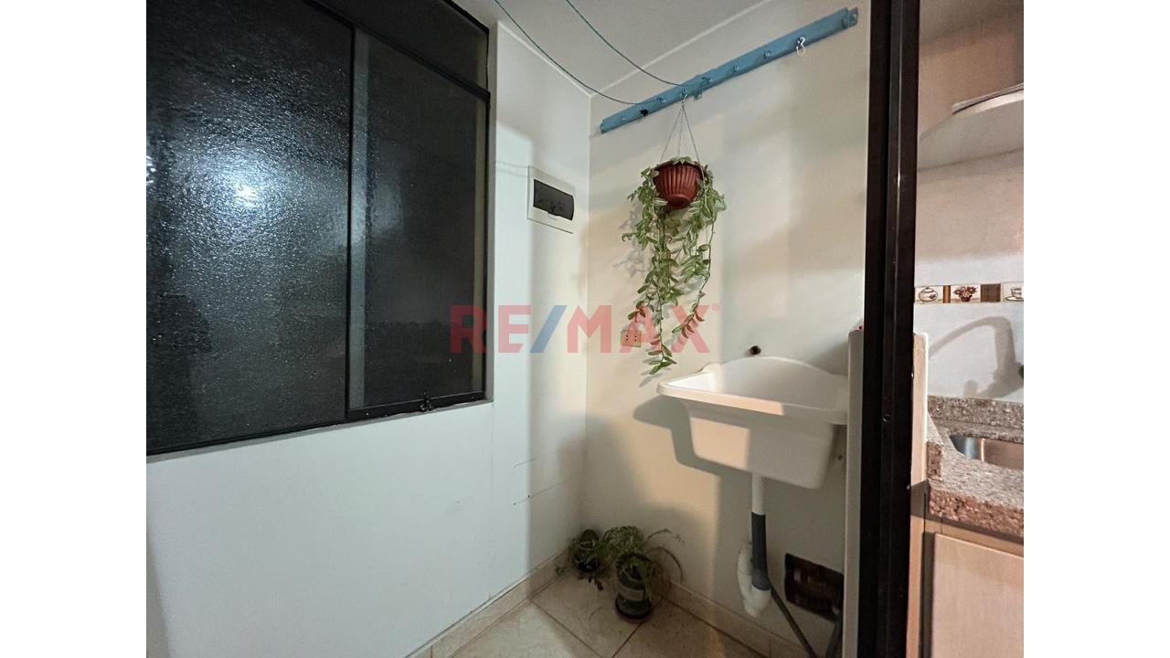 🏡 ¡Departamento En Venta En Carlos Garcia Ronceros - Miraflores! — foto 3