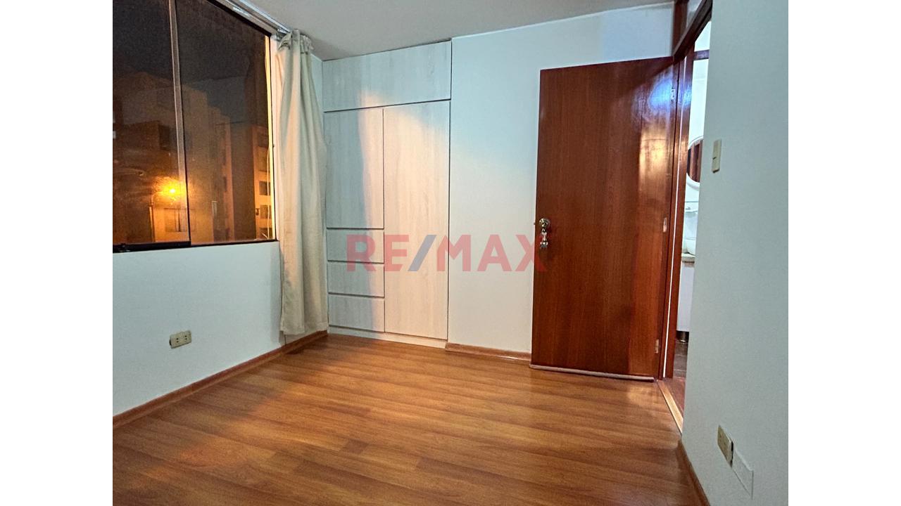🏡 ¡Departamento En Venta En Carlos Garcia Ronceros - Miraflores! — foto 4