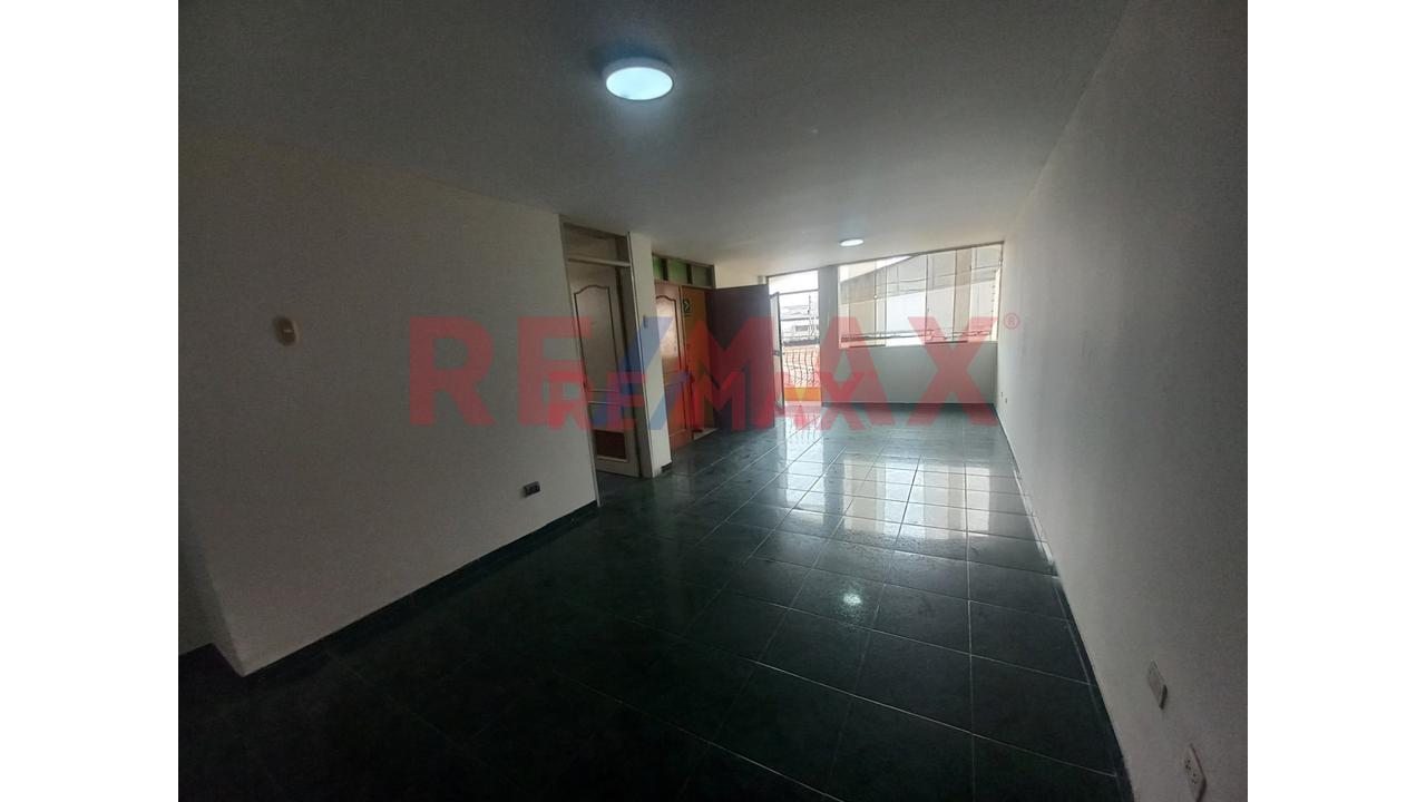 Amplio Departamento De 3 Dormitorios En Alquiler | Urb. La Merced, Ate — foto 2