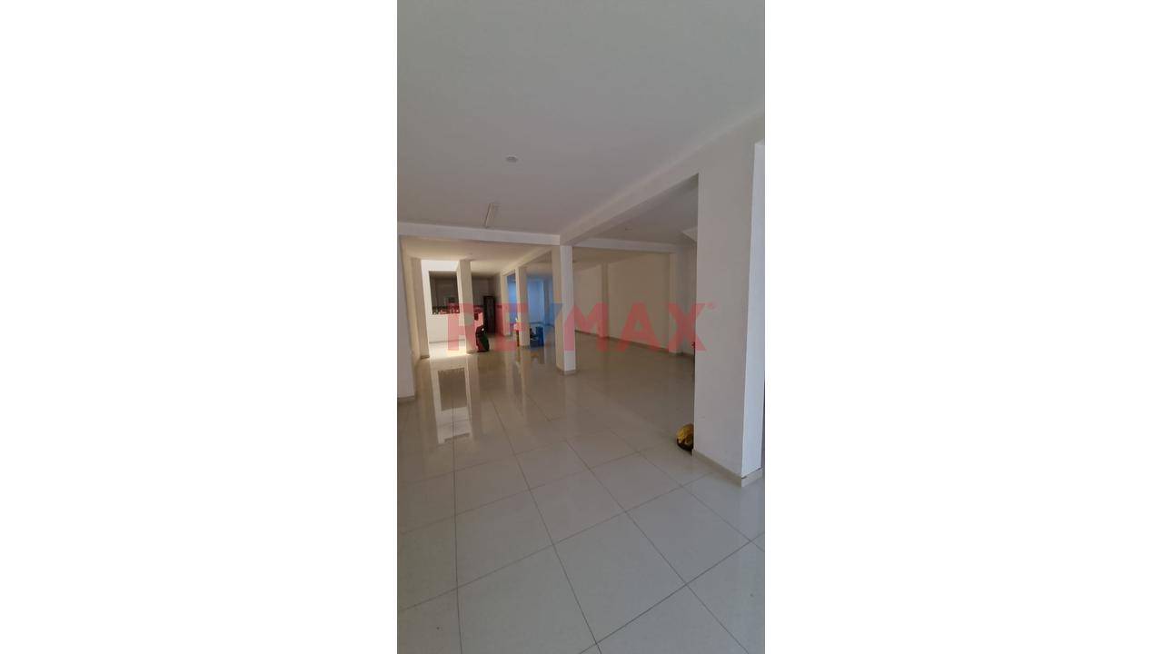 🚨 ¡Local Comercial De 170 M² En San Martín De Porres! 🚨 — foto 3