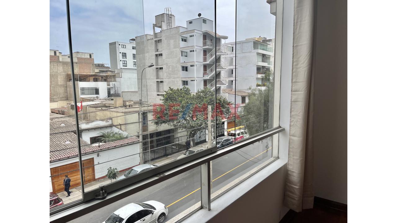 Departamento Remodelado En Venta En Miraflores – Coronel Inclán Cuadra 4 - Vista Exterior — foto 8