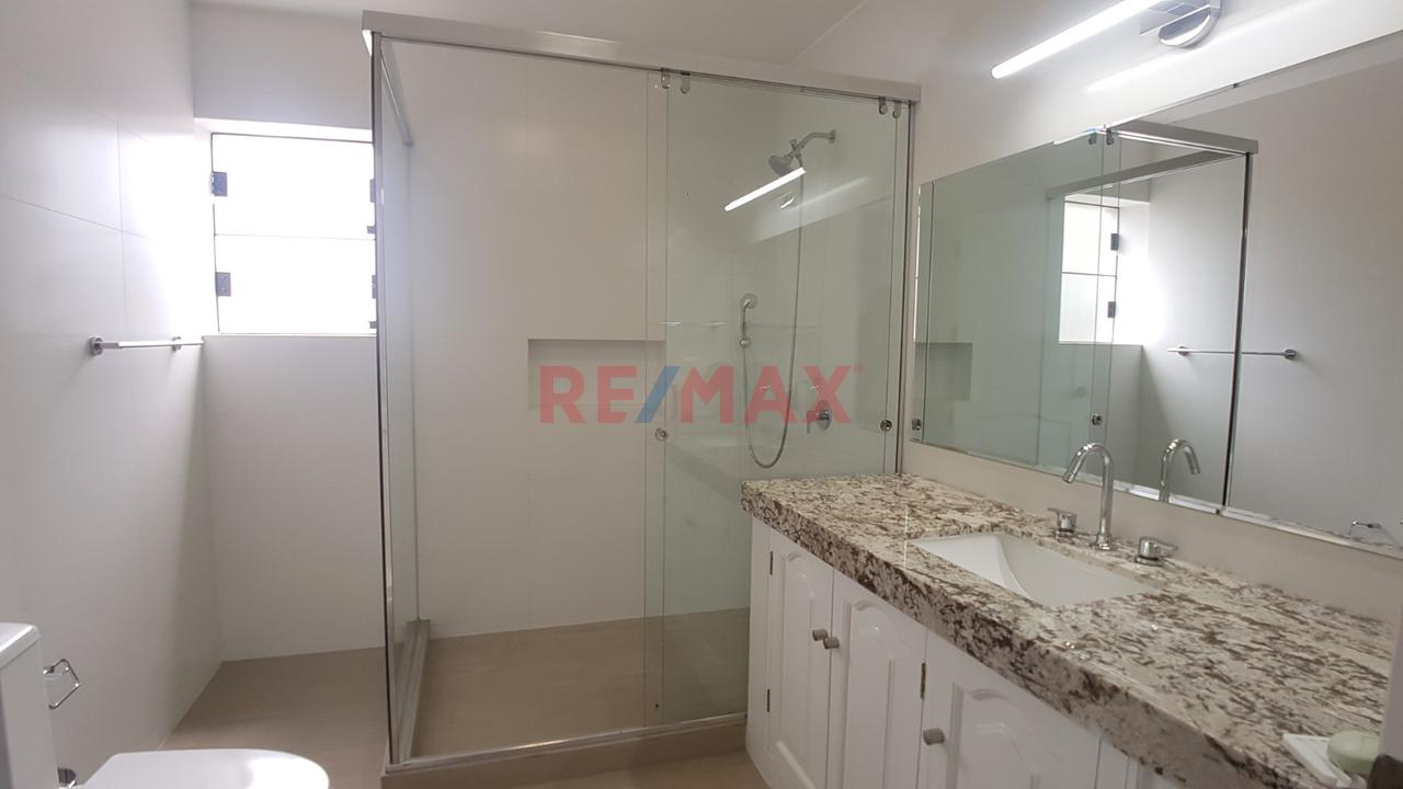 Venta Amplio De Lujo Departamento De 205 M² –Amoblado Y Sin Amoblar Con Ascensor Chacarrilla Surco, — foto 5