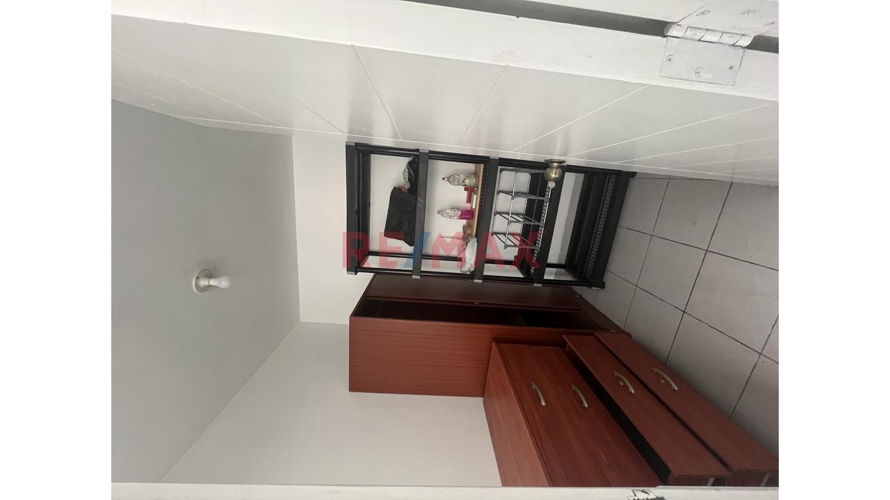 Alquiler Departamento Remodelado En Miraflores – Coronel Inclán Cuadra 4 - Vista Exterior — foto 9