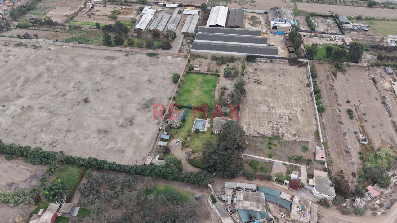 Se Vende Terreno Agricola De 7594 Mtts2 Con Casas De Campo En Lurin - 2