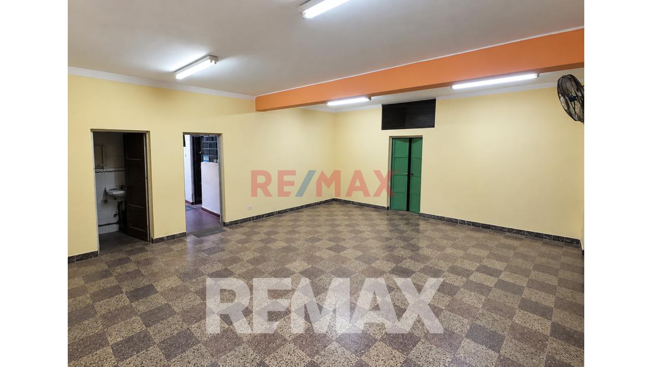 Venta De Edificio En San Luis 360 M2 De Area De Terreno — foto 2