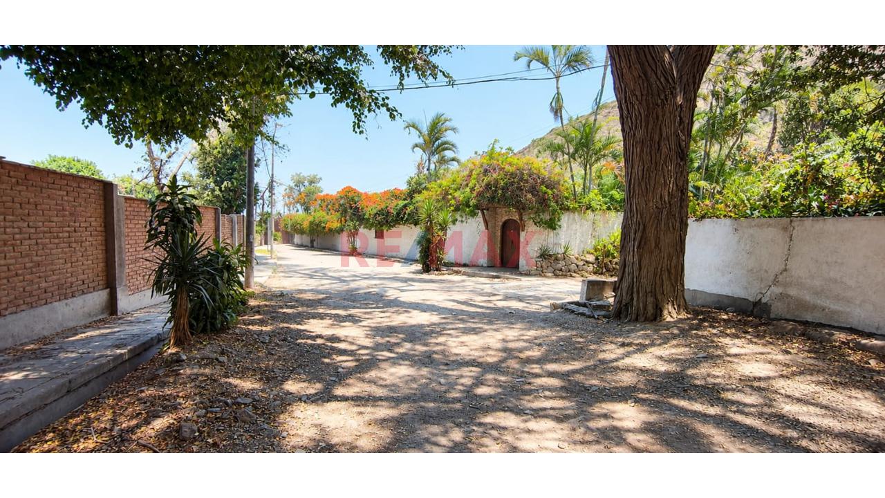 Exclusivo Terreno De 2402 M2 En Santa Maria Chosica — foto 3