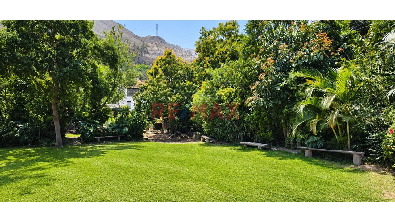 Exclusivo Terreno De 2402 M2 En Santa Maria Chosica — foto 2
