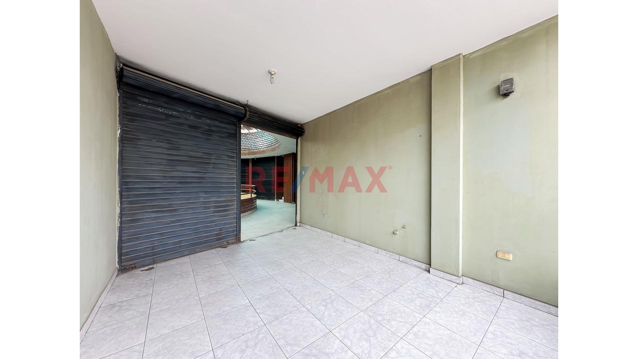 🏢 Local Comercial Multifuncional | 498.13 M² De Terreno | 836.14 M² Construidos | Chacra Cerro – Comas - 17