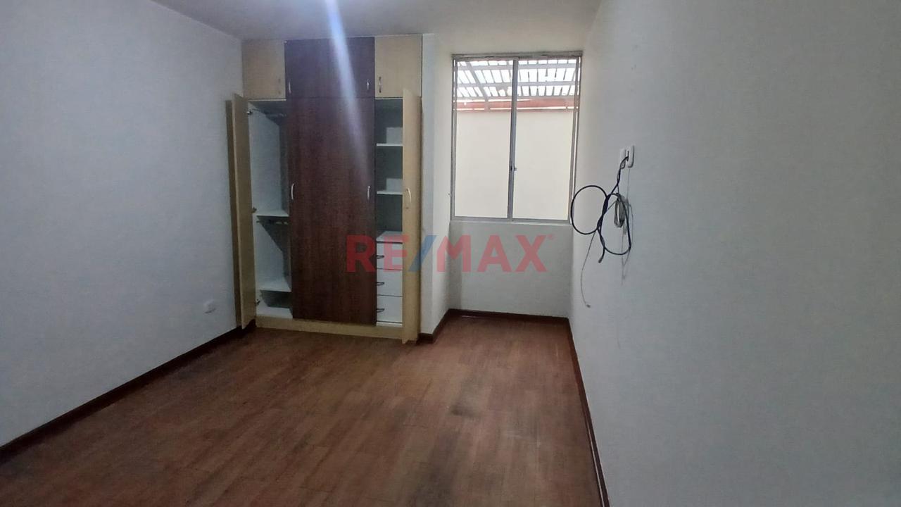Alquiler De Departamento Con Cochera En Condominio Los Virreyes – Ate — foto 10