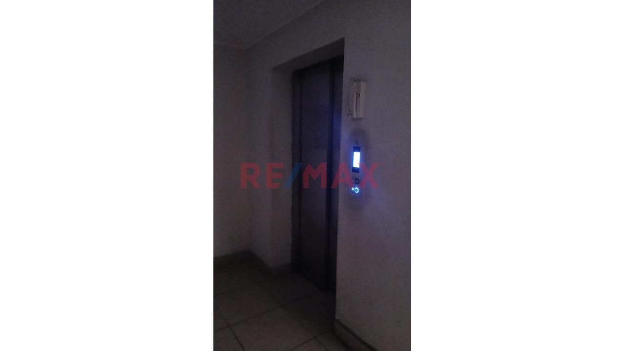 Alquiler De Departamento Con Cochera En Condominio Los Virreyes – Ate - 16