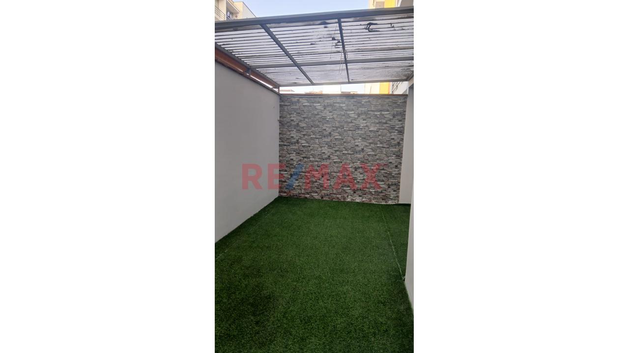 Alquiler De Departamento Con Cochera En Condominio Los Virreyes – Ate — foto 5