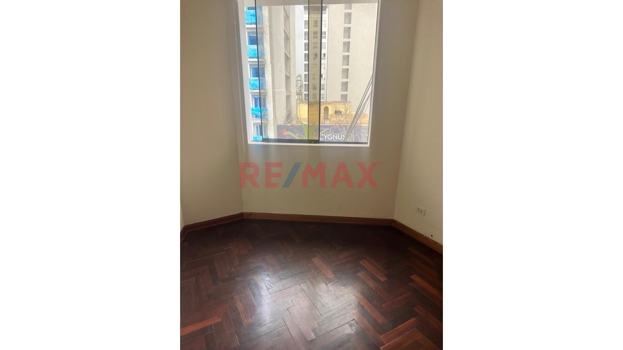 Alquiler De Departamento En Jesús María | 80 M² | 2 Dormitorios | 2 Baños | 1 Depósito — foto 6