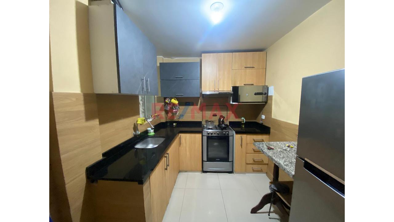 Vendo Departamento Flat En Piso 2 De 105 M2 En Villa Maria Del Triunfo — foto 10