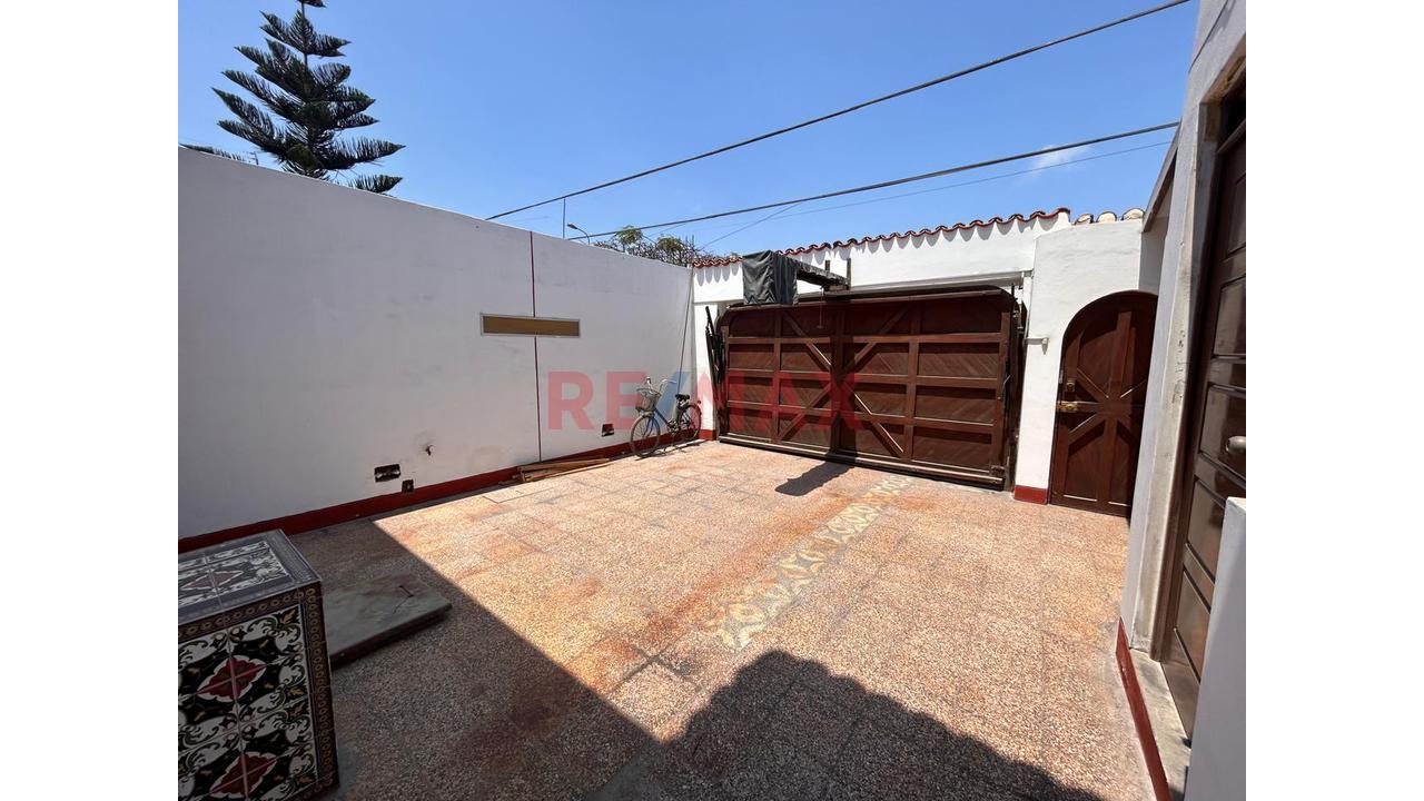 Casa Con Piscina En San Borja – 300 M² – Cerca A La Rambla — foto 3