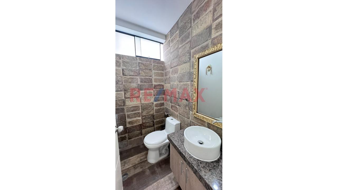 Vive Frente A Parque En Miraflores - Castilla Dpto Amoblado 3 Dormitio + Cochera — foto 9