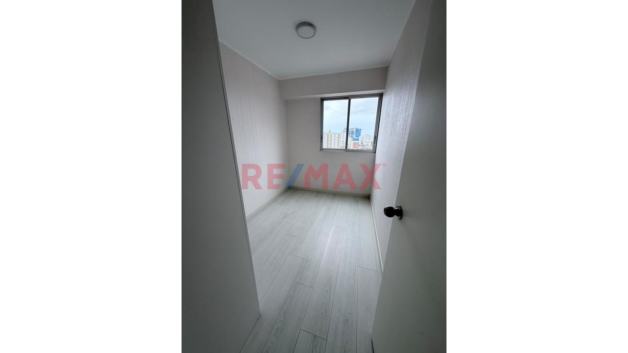 Se Vende Hermoso Departamento En Breña — foto 7