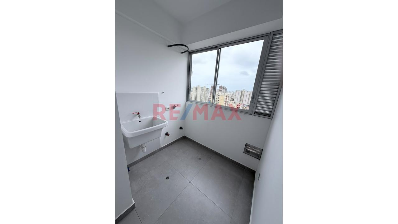 Se Vende Hermoso Departamento En Breña — foto 5