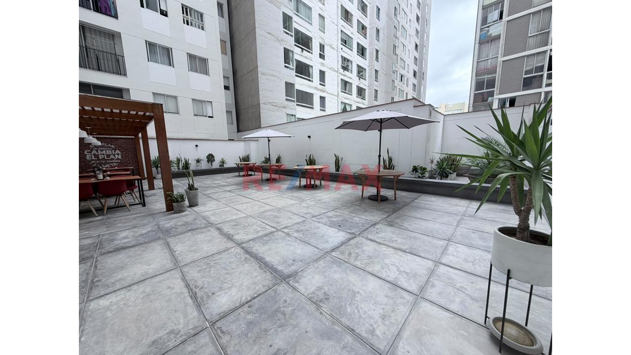 Se Vende Hermoso Departamento En Breña — foto 11