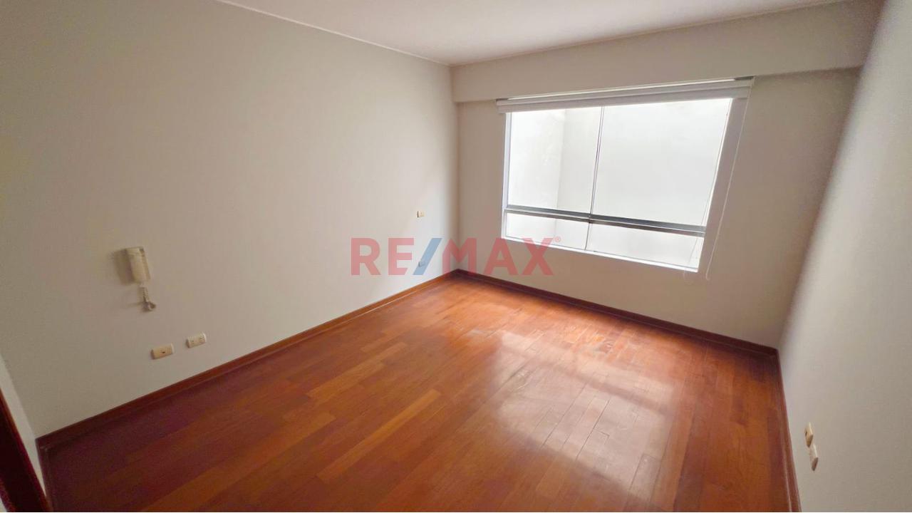 🏡 En Venta – Exclusivo Departamento En Tercer Piso En Surco | 122 M² | 3 Dormitorios | Dormitorio Y Baño De Servicio | 1 Cochera — foto 9