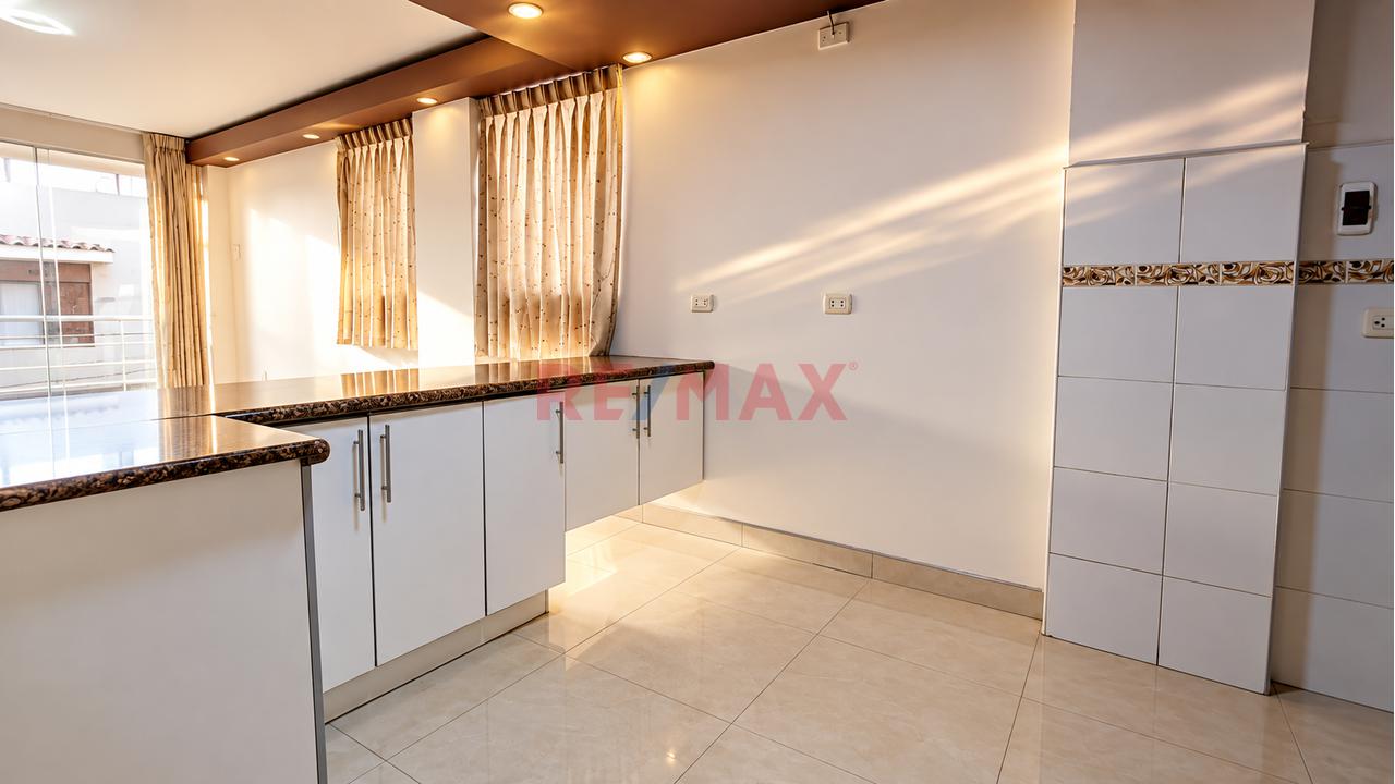 Alquiler De Departamento En Zona Centrica De Chincha — foto 5