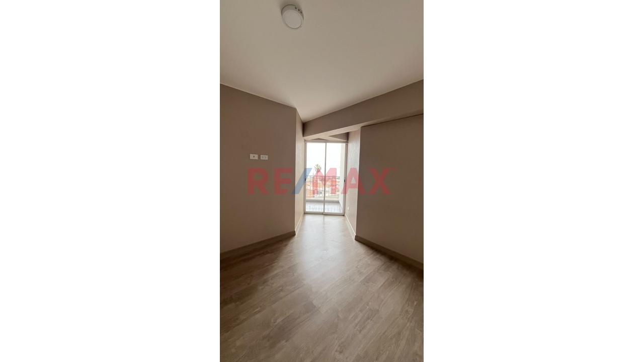 Alquiler De 1 Dormitorio Con Vista Al Mar Y Balcón – San Miguel — foto 3