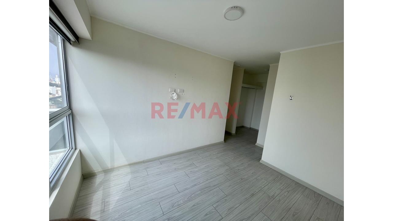 Moderno Departamento De 3 Dormitorios + Cochera En El Corazón De Jesús María — foto 7