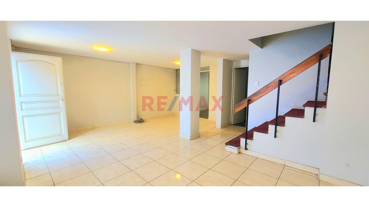 Alquiler De Local Comercial En San Martín De Porres – 280 M²