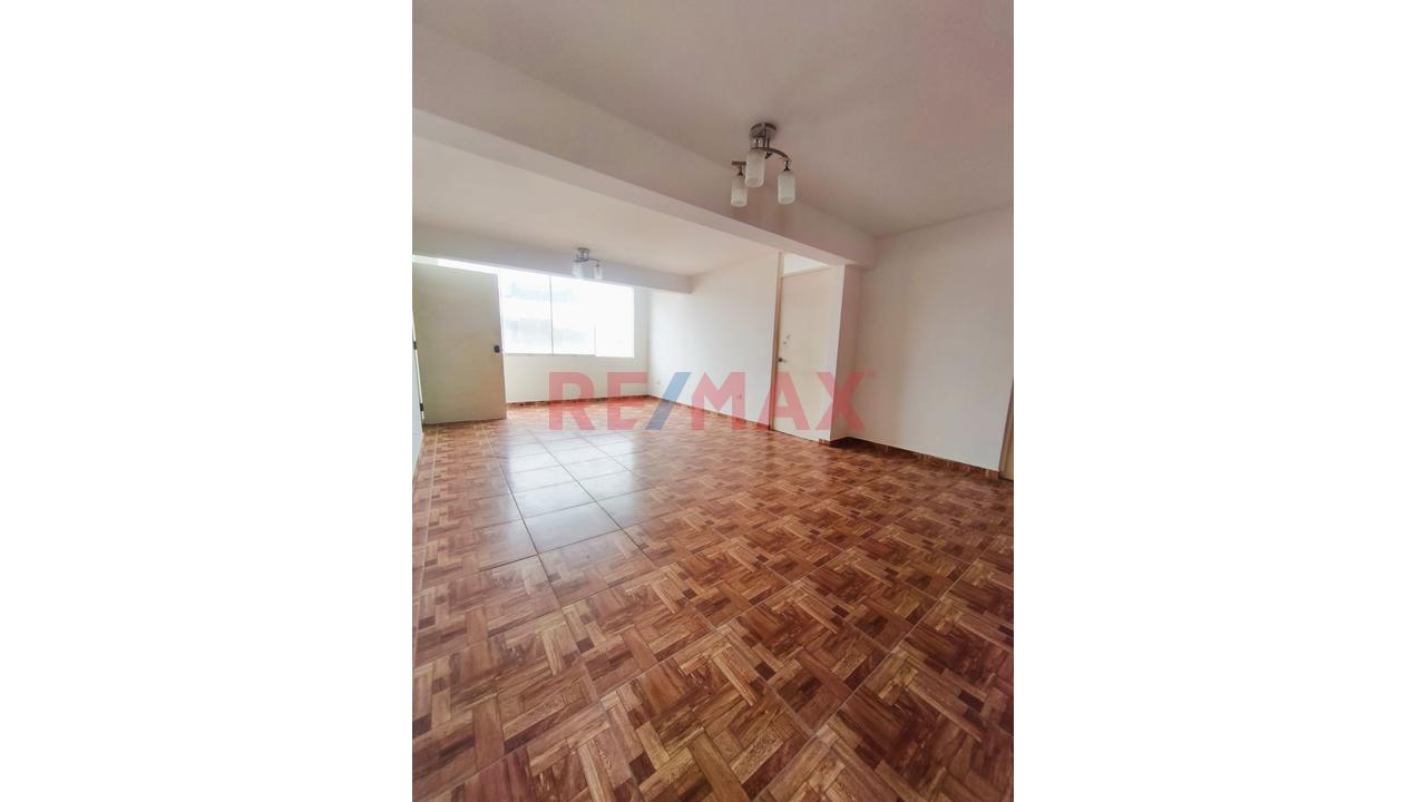Departamento De 3 Dormitorios En Los Cedros De Villa | 82 M² | Sin Mantenimiento — foto 3