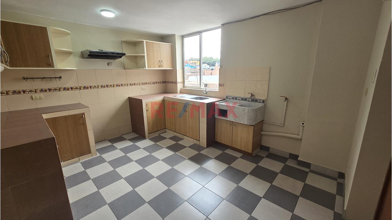 Alquiler De Departamento En Calle Cataluña, Surco — foto 6