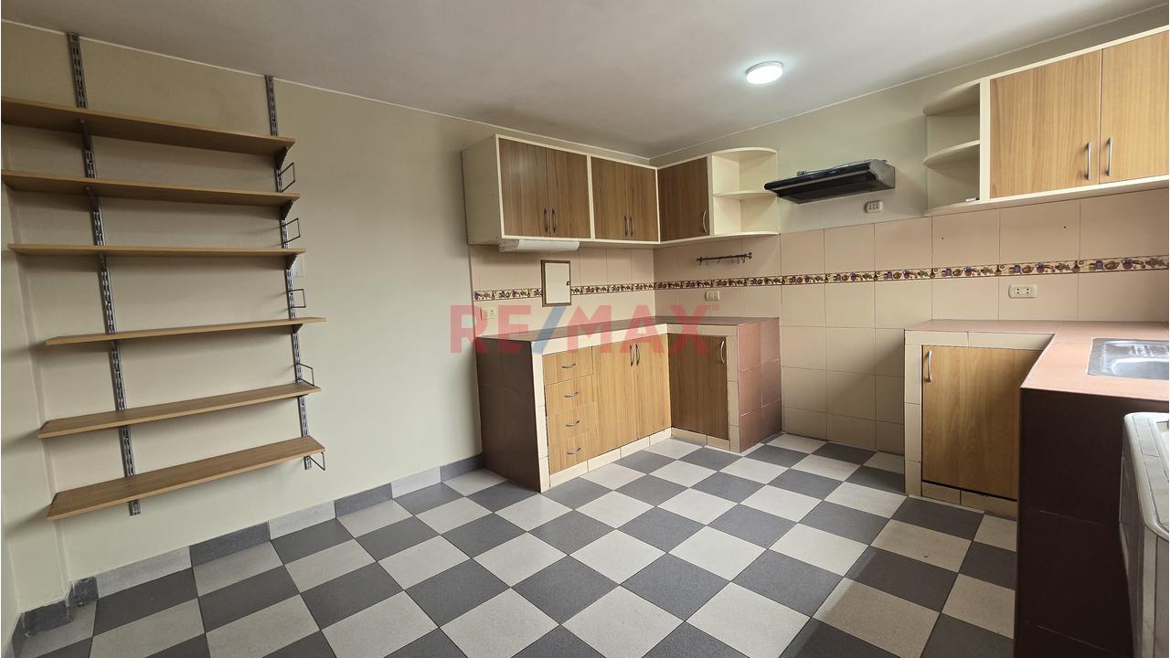 Alquiler De Departamento En Calle Cataluña, Surco — foto 2