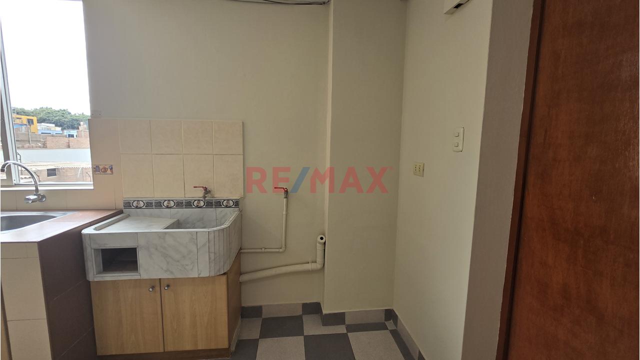 Alquiler De Departamento En Calle Cataluña, Surco — foto 7