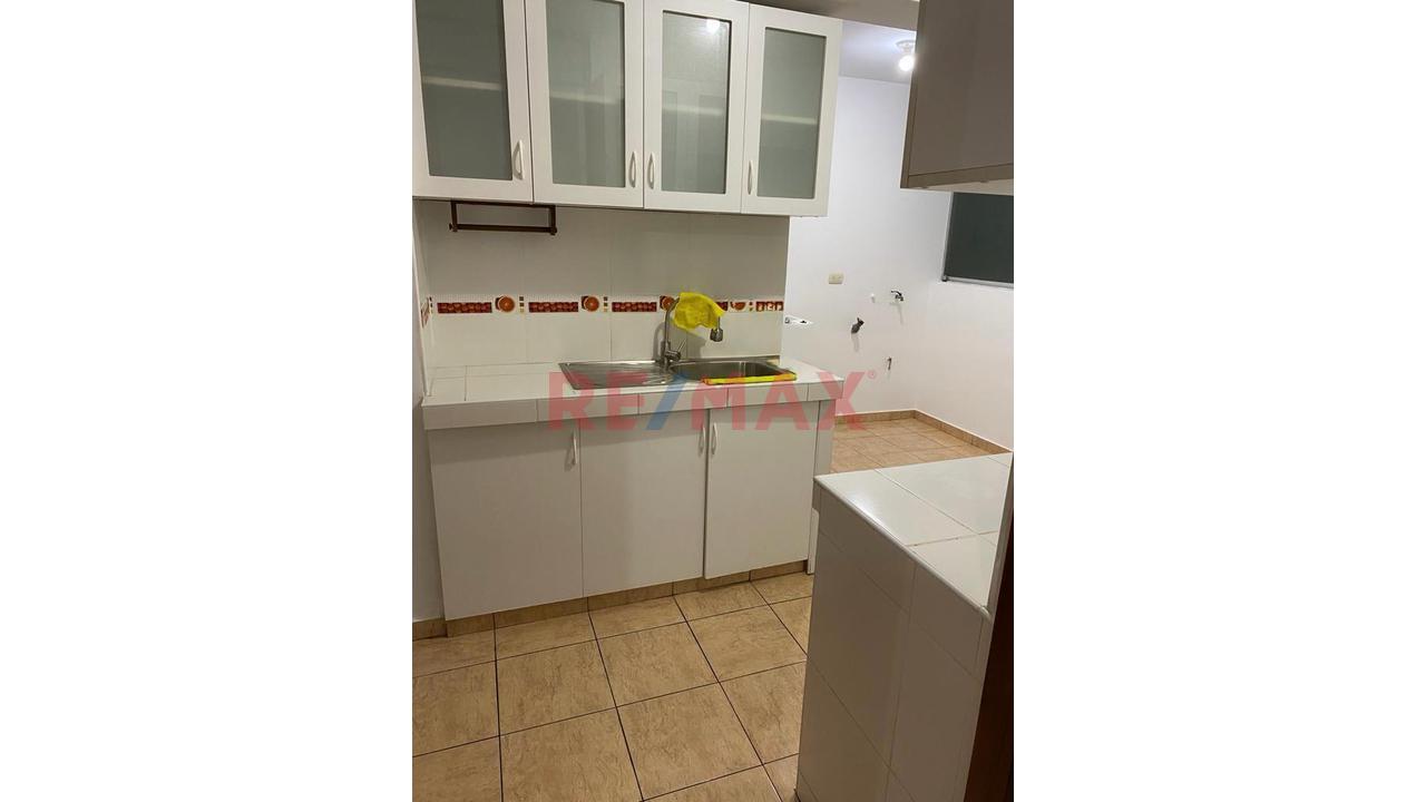 Alquiler De Amplio Departamento Con Cochera En Maranga - San Miguel — foto 15