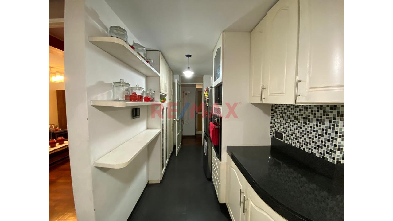 Vendo Departamento En Piso 2 Con Cochera En Urb Las Magnolias Surco — foto 4
