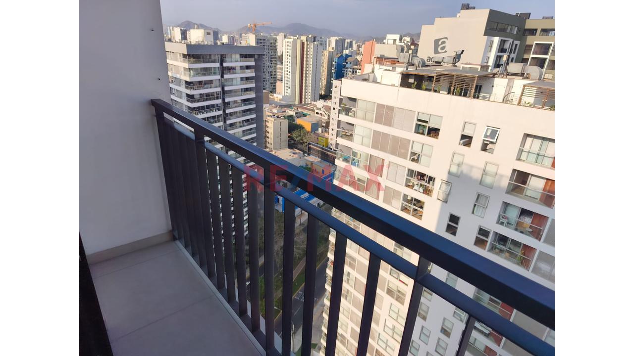 Vive En La Zona Mas Centrica De Jesus Maria En Un Depa/Club Cerca A Av. San Felipe Y Universidad Pacifico — foto 6