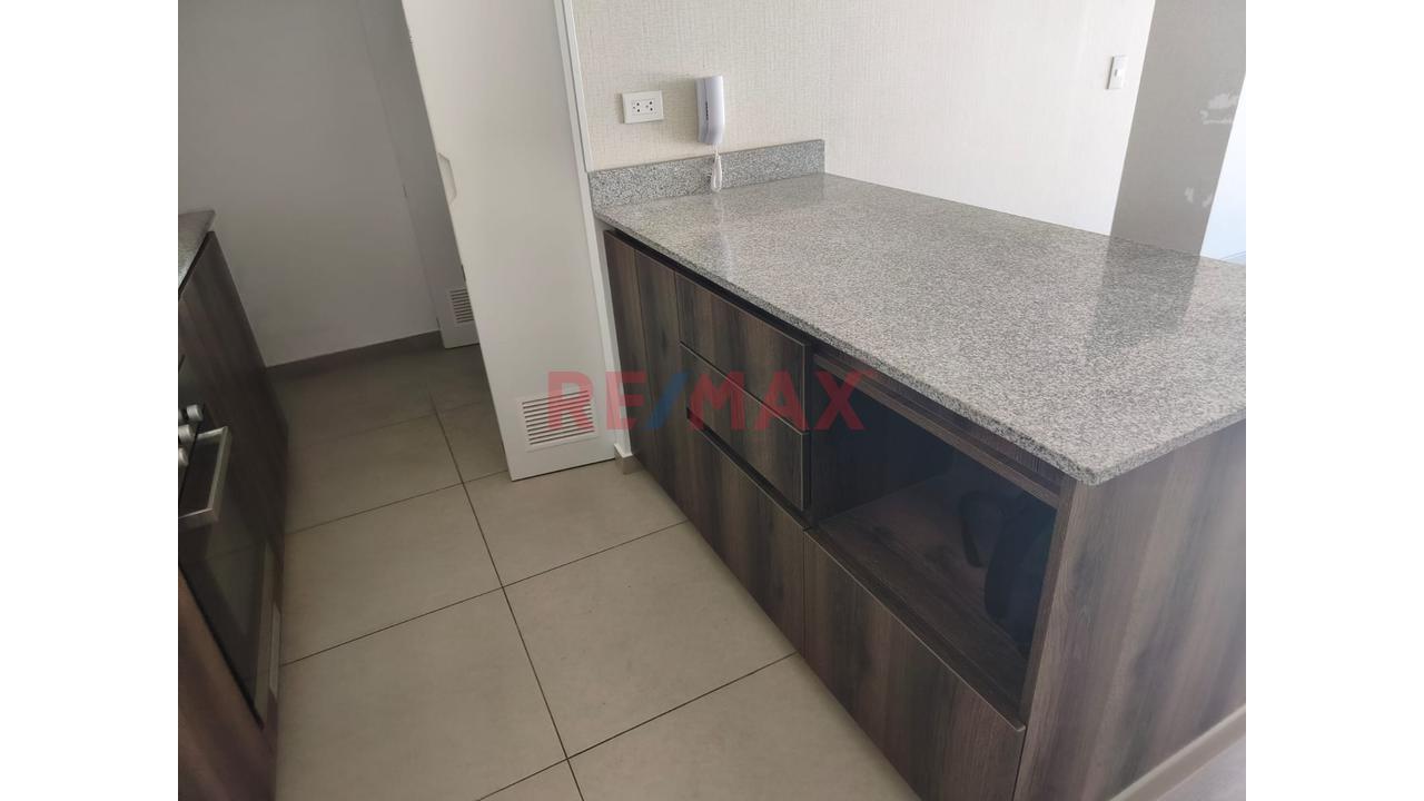Vive En La Zona Mas Centrica De Jesus Maria En Un Depa/Club Cerca A Av. San Felipe Y Universidad Pacifico — foto 3