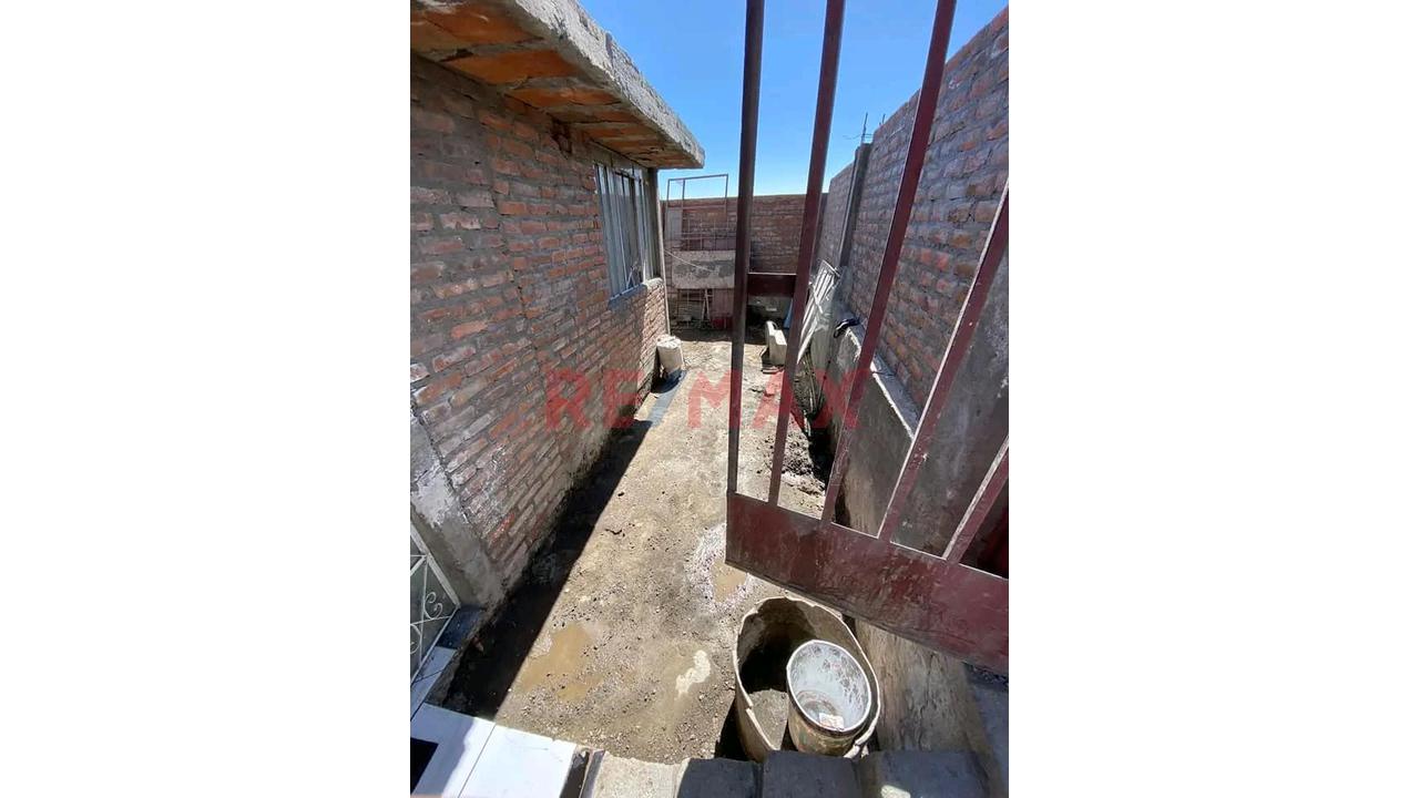 Casa En Alquiler, Entre El Limite De Characato Y Sabandia — foto 5