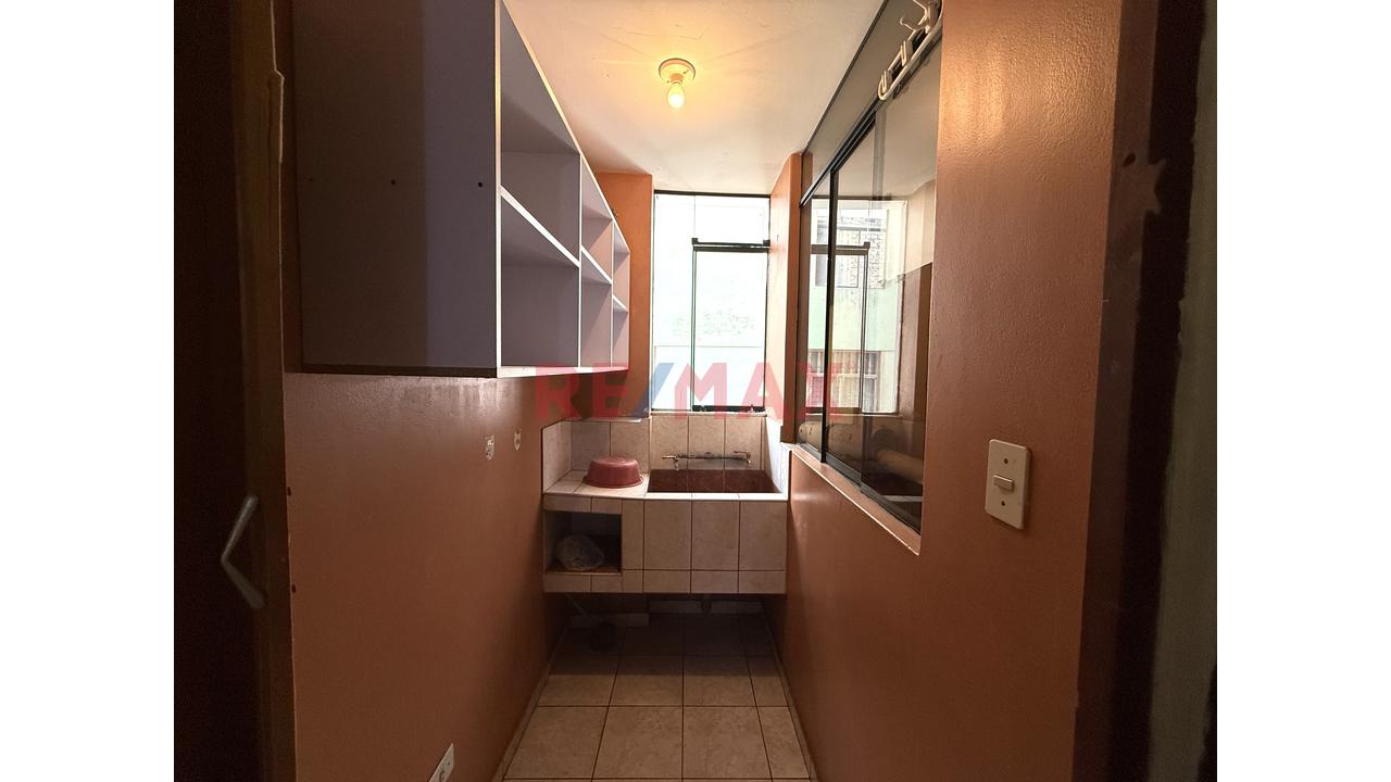 Venta Departamento 3Er Piso 75 M² 2 Habitaciones Urb. Los Jardines — foto 10