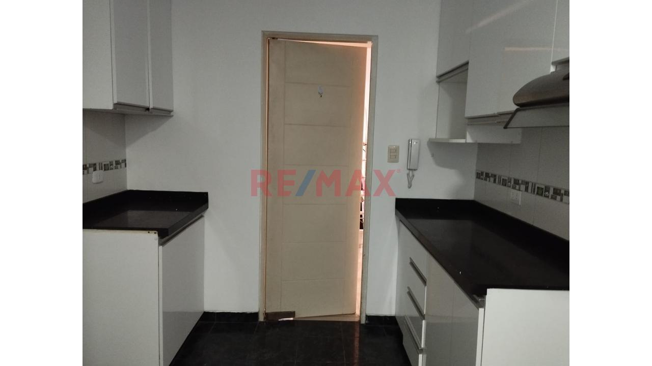 🏡 ¡Alquiler En Pueblo Libre – 88 M² + Cochera Techada! En Plena Av. Bolivar — foto 7