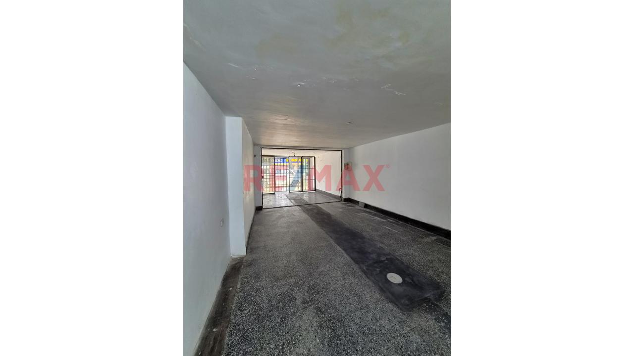 Se Alquila Local Comercial En Av Benavides — foto 7