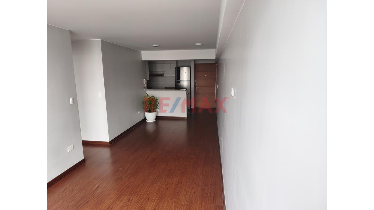 Vive Con Todas Las Comodidas De Un Club En Uno De Los Edificios Mas Modernos, En La Zona Mas Centrica Y Tranquila De Jesus Maria A Media Cuadra De La Av. San Felipe En Huiracocha — foto 3