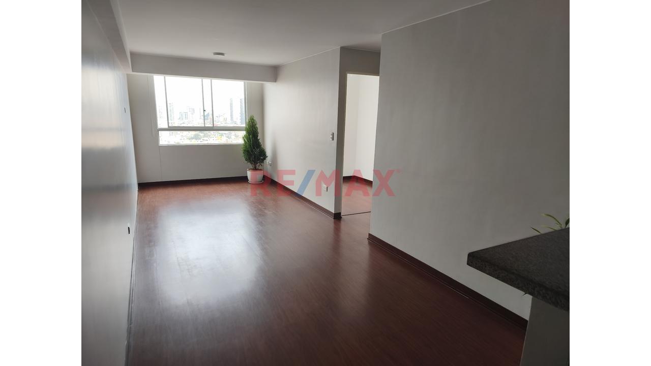 Vive Con Todas Las Comodidas De Un Club En Uno De Los Edificios Mas Modernos, En La Zona Mas Centrica Y Tranquila De Jesus Maria A Media Cuadra De La Av. San Felipe En Huiracocha — foto 2